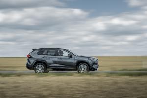 Toyota RAV4 Plug-in Hybrid 2020 года  (WW)